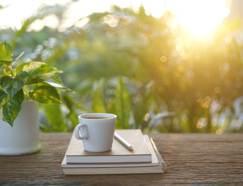 Réinventer ses matins : 12 rituels simples pour reprogrammer l’énergie au travail